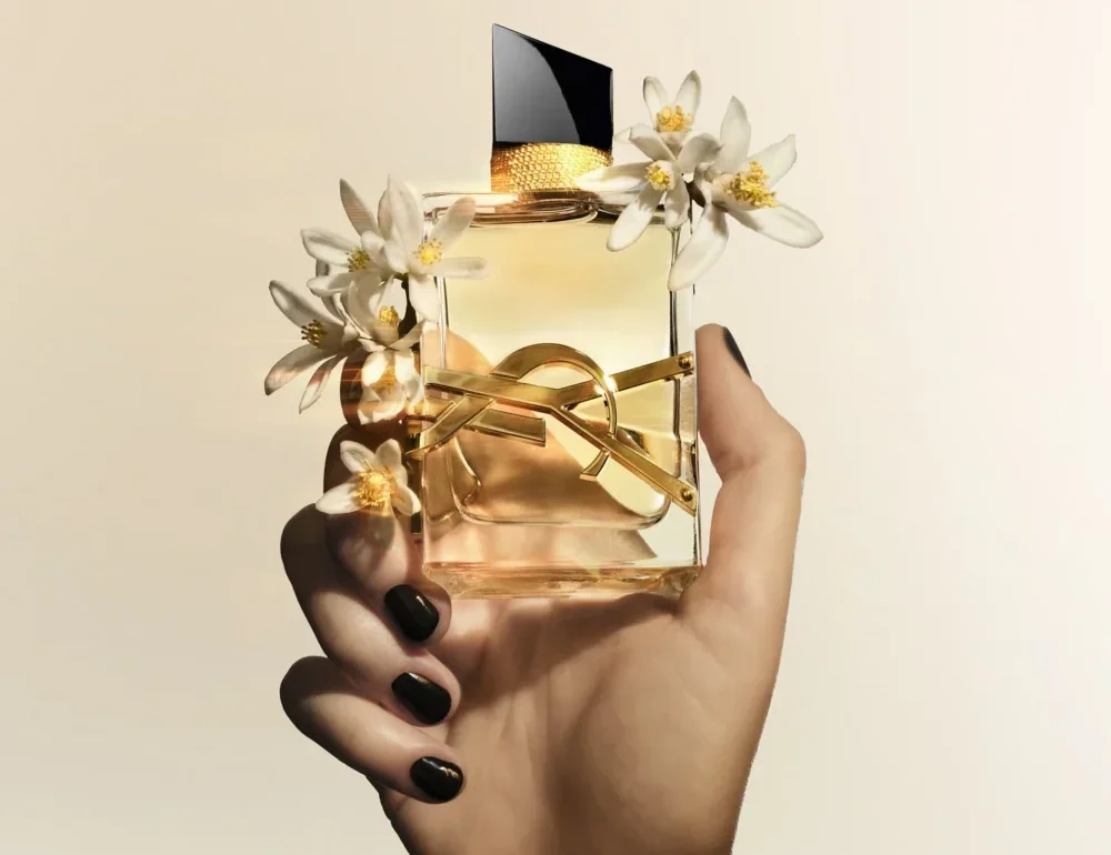 Perfumy Damskie Ysl Libre Eleutheria Kleismene Se Phialidio