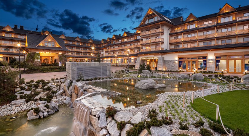 Πολυτελές Ξενοδοχείο Στα Βουνά