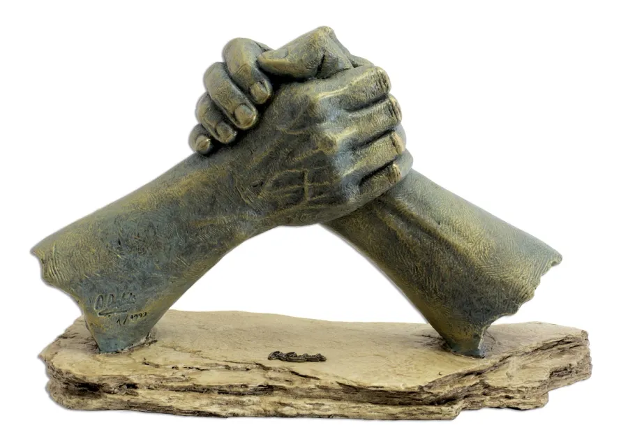 Τι να αγοράσετε για τα 15 χρόνια της εταιρείας