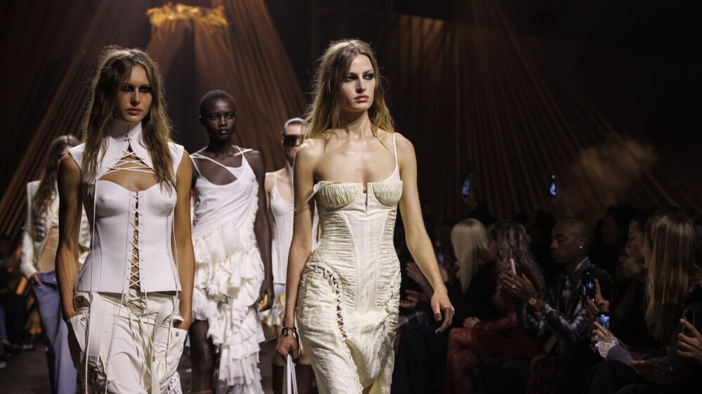 Τι Θα Είναι Μόδα Τη Σεζόν Άνοιξη–Καλοκαίρι 2026